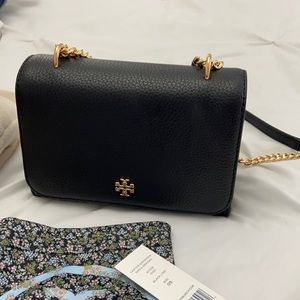 Tory Burch Carter Shrunken Shoulder Bag